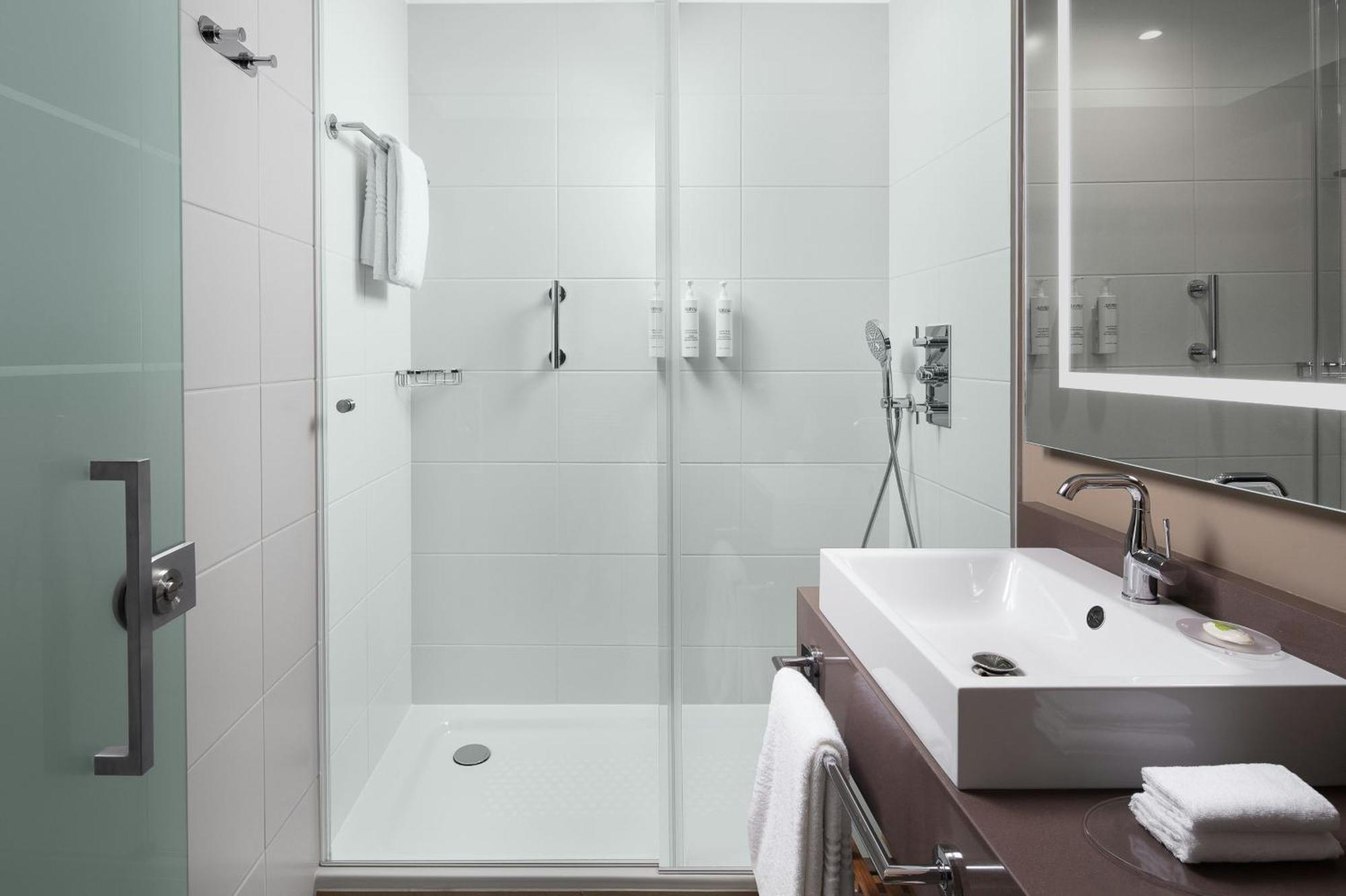 Courtyard By Marriott Paris Porte De Versailles Issy-les-Moulineaux Ngoại thất bức ảnh